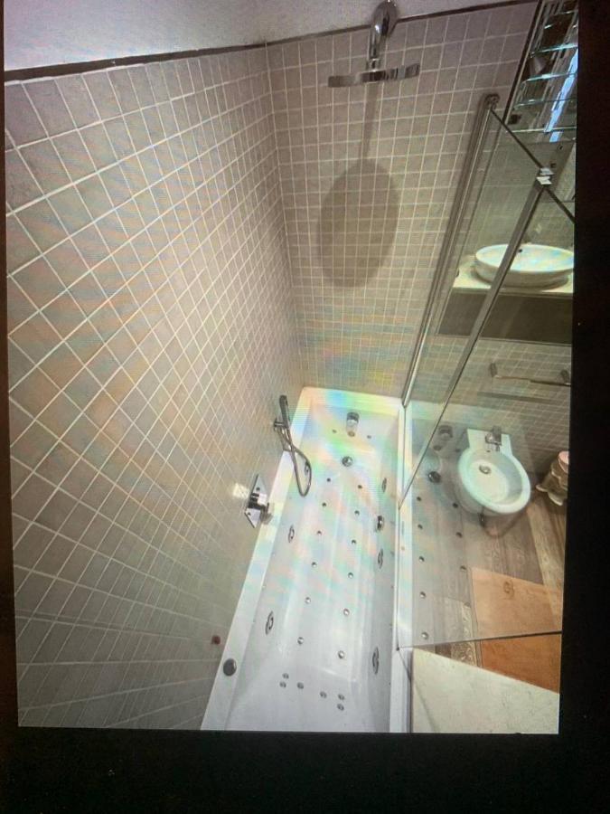 S.Ambrogio/Duomo •Jacuzzi • Luxury •Design Daire Milano Dış mekan fotoğraf