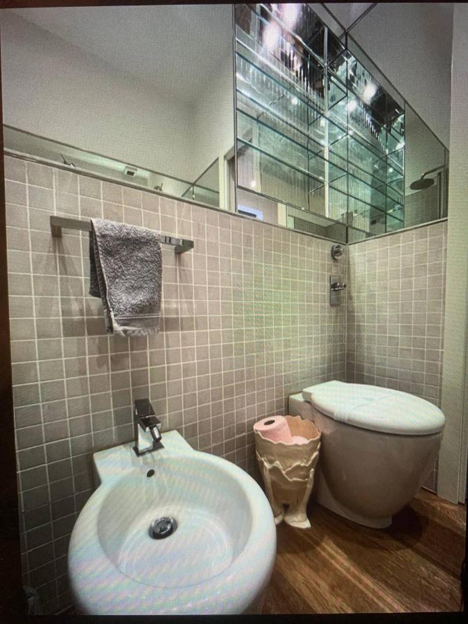 S.Ambrogio/Duomo •Jacuzzi • Luxury •Design Daire Milano Dış mekan fotoğraf